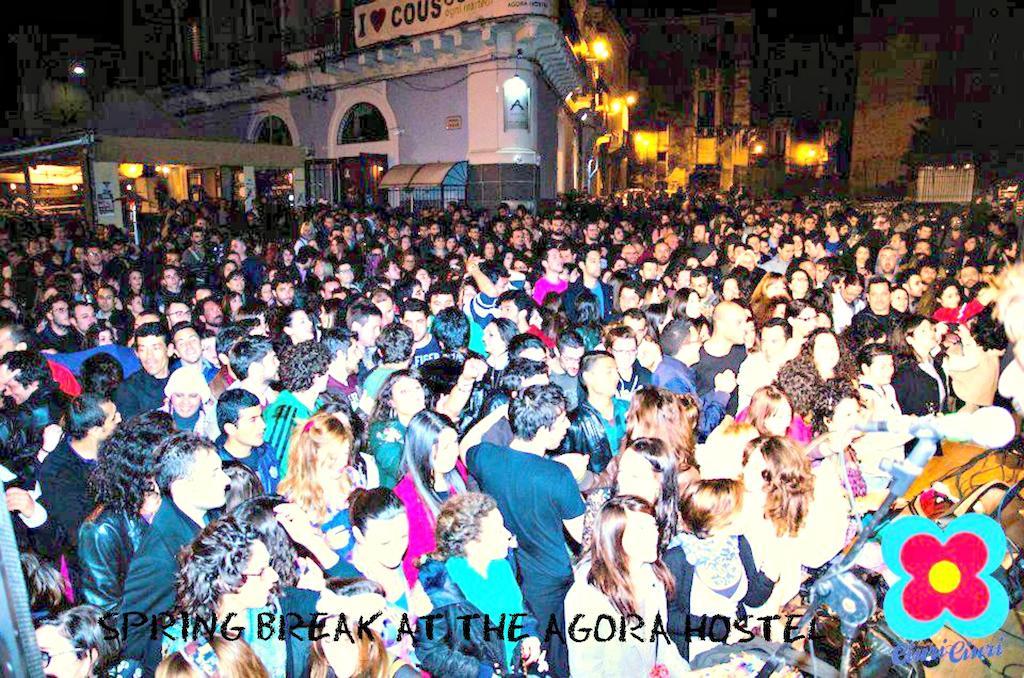 Agora Hostel CTA Exterior foto